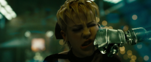 vlcsnap-2011-06-25-12h12m06s162-300x124 Sucker Punch (fantástico) | Lolitas en el cine y el musical según Zack Snyder | Imprescindibles by Lucen