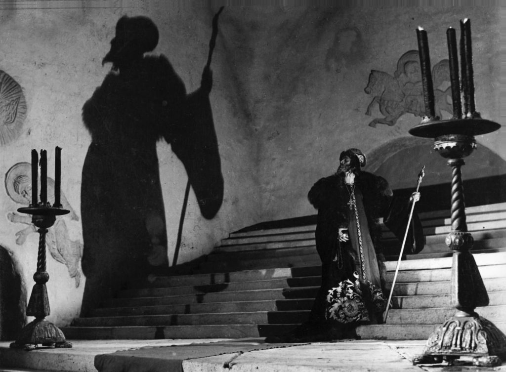 Iv_n_el_Terrible_Parte_I-820086140-large-1024x753 Videoclub gratis IVÁN EL TERRIBLE (1944) + LA CONJURA DE LOS BOYARDOS | Imprescindibles by Lucen