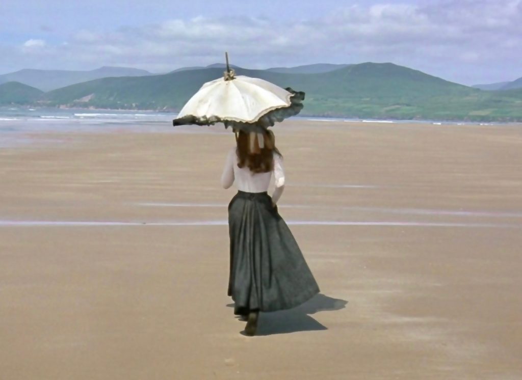 Screen-Shot-2019-05-07-at-10.36.28-PM-1024x746 Obras maestras by Lucen | LA HIJA DE RYAN | ¿La película más bella de la historia del cine?