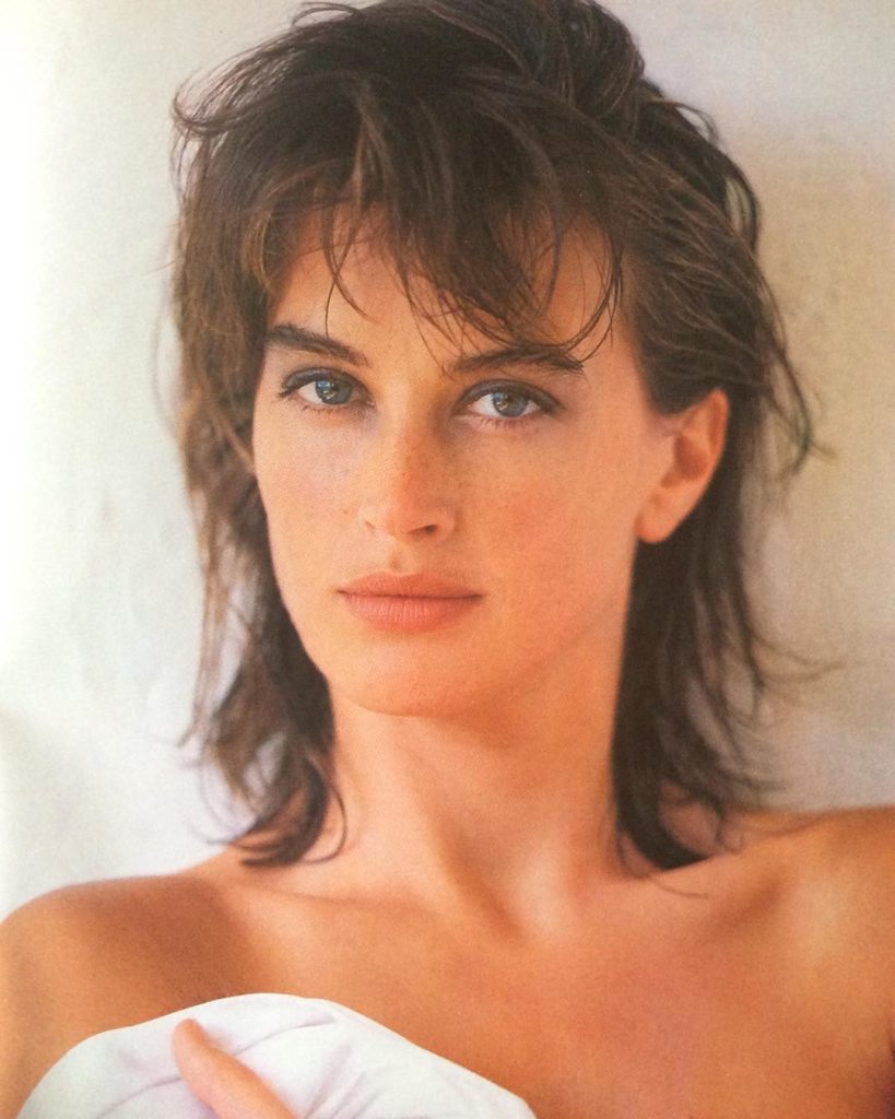 Amanda Pays, la belleza ochentera del fondo del mar al desnudo