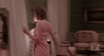 tumblr_o0yvjvUEvi1qknx22o3_400 Nicole Kidman y el reflejo del deseo: desnudez, crimen y poder en Billy Bathgate