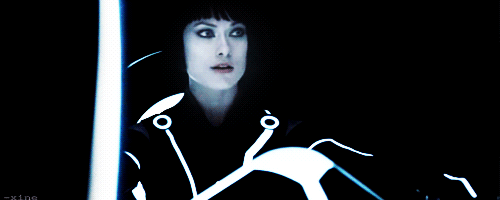 6Pr0 La curva eléctrica: la sonrisa de Olivia Wilde en Tron: Legacy