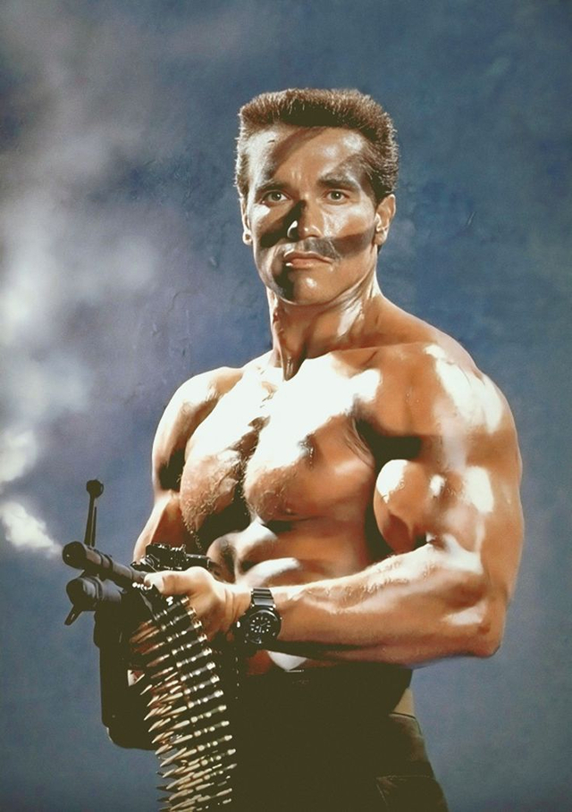 arnold-schwarzenegger-20 Fotos impresionantes de Arnold Schwarzenegger como el coronel John Matrix en el rodaje de Commando (1985)