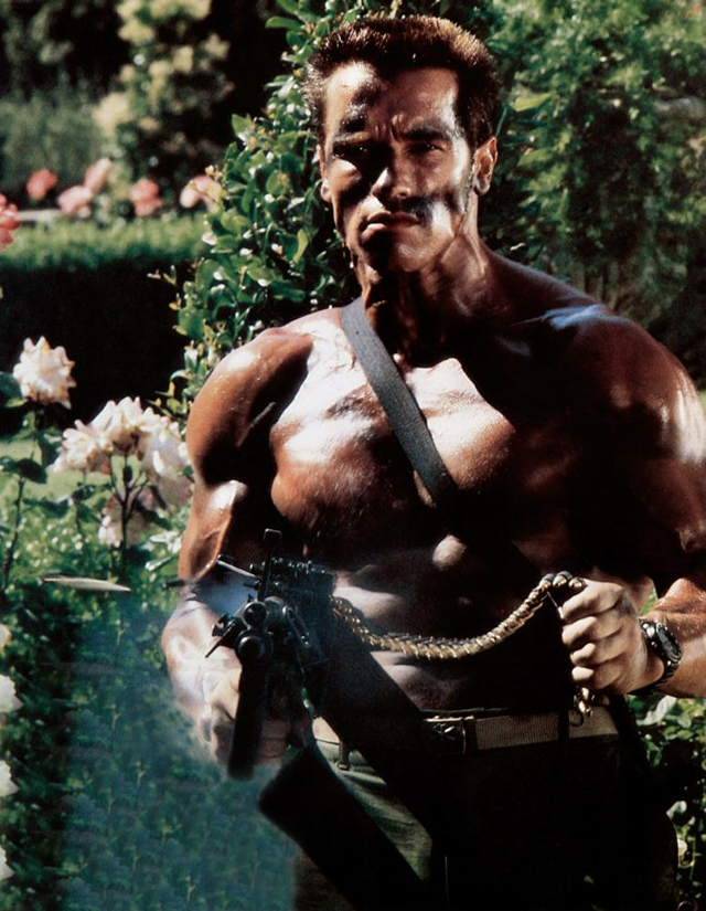 arnold-schwarzenegger-5 Fotos impresionantes de Arnold Schwarzenegger como el coronel John Matrix en el rodaje de Commando (1985)